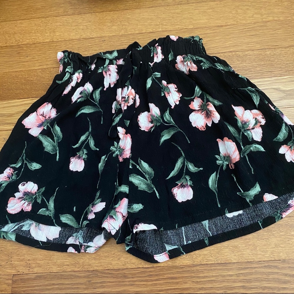 Flower shorts